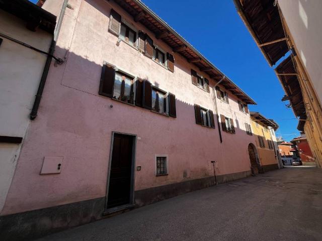 Villa in vendita a Costigliole Saluzzo CN