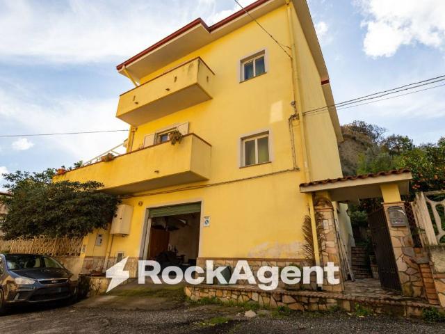 Villa in vendita a Catanzaro CZ
