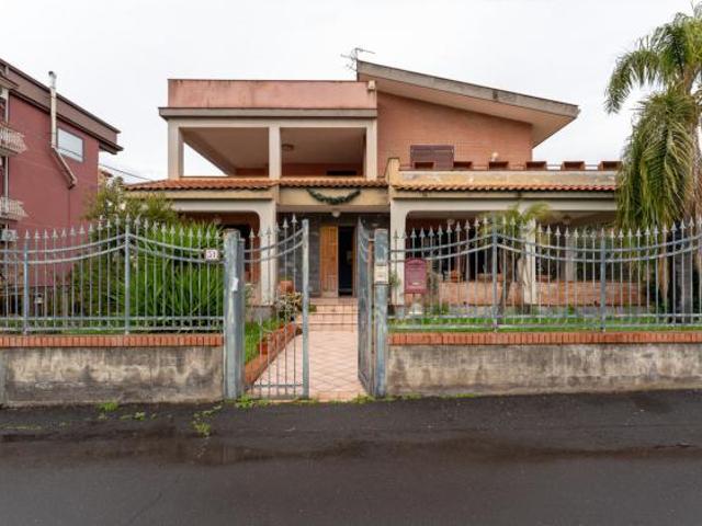 Villa in vendita a Catania