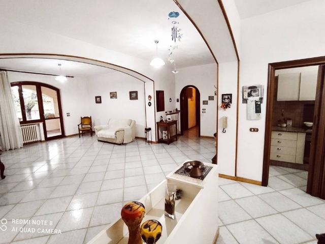 Villa in vendita a Catignano PE