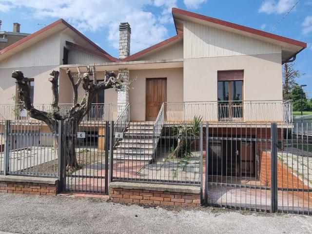 Villa in vendita a Cattolica RN