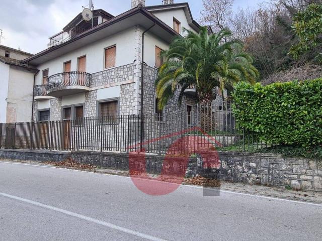 Villa in vendita a Cautano