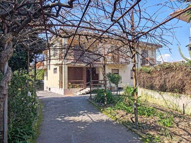 Villa in vendita a Cava de' Tirreni SA