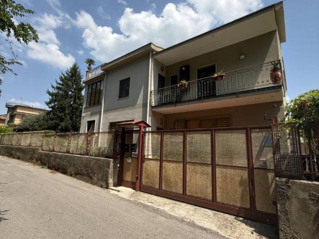 Villa in vendita a Cava de' Tirreni SA