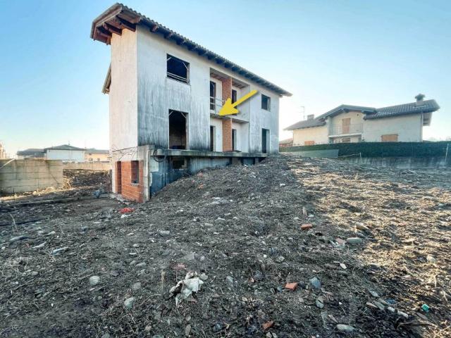 Villa in vendita a Cavaglio d'Agogna NO