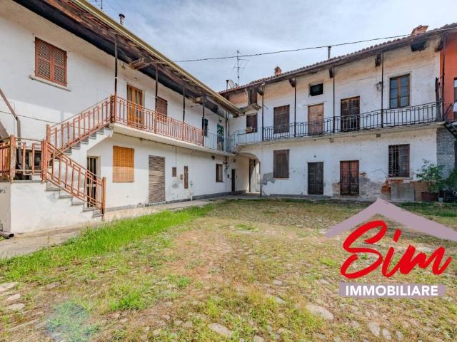 Villa in vendita a Cavaglio d'Agogna NO