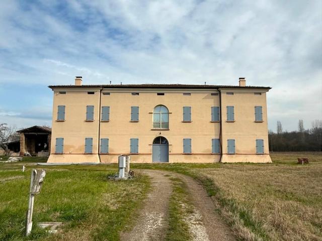 Villa in vendita a Cavezzo MO