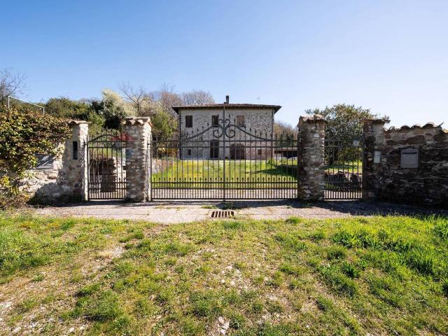 Villa in vendita a Cavriana