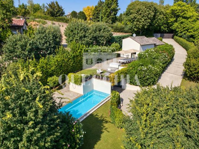 Villa in vendita a Cavriana MN