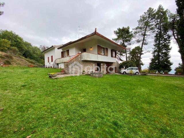 Villa in vendita a Cavriglia AR