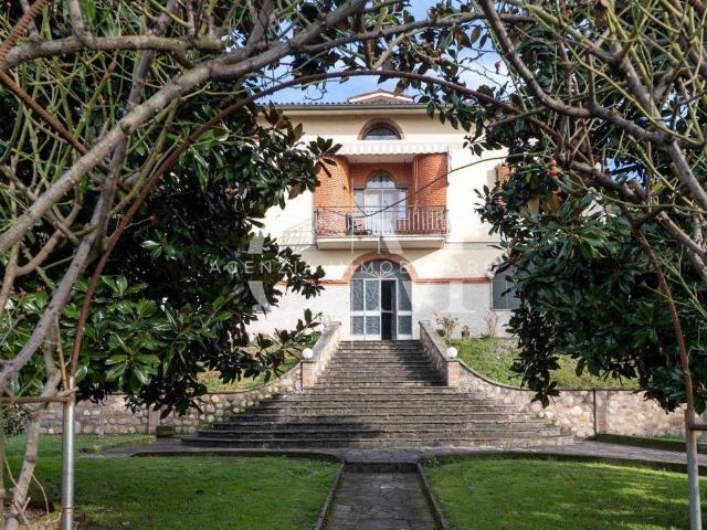 Villa in vendita a Cazzago San Martino BS