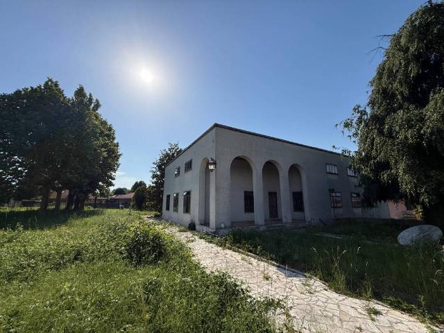 Villa in vendita a Cadorago CO