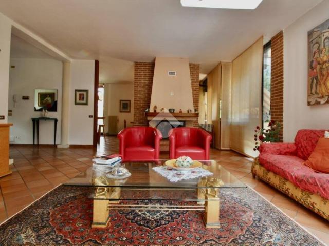 Villa in vendita a Caerano di San Marco TV