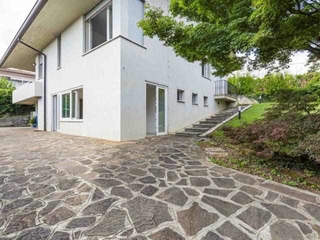 Villa in vendita a Caerano di San Marco TV