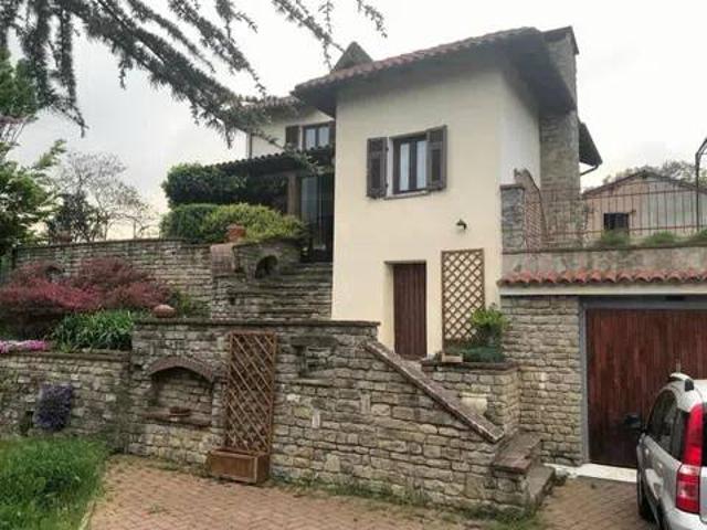 Villa in vendita a Cairo Montenotte SV