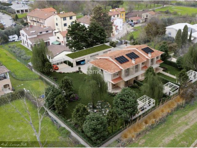 Villa in vendita a Calenzano FI