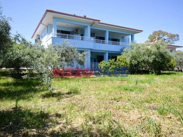 Villa in vendita a Calopezzati CS