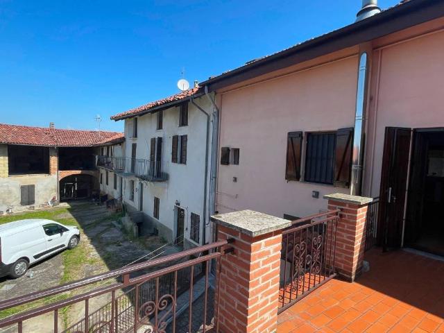 Villa in vendita a Calliano AT