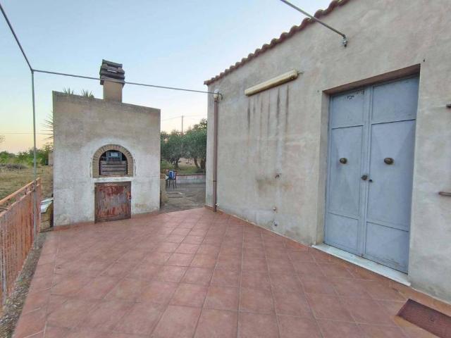 Villa in vendita a Caltagirone CT