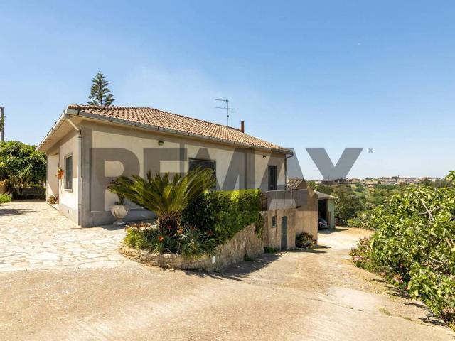 Villa in vendita a Caltagirone CT