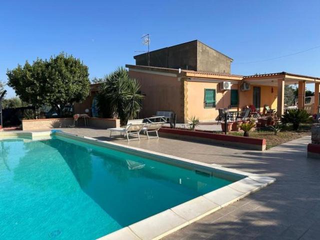 Villa in vendita a Caltanissetta