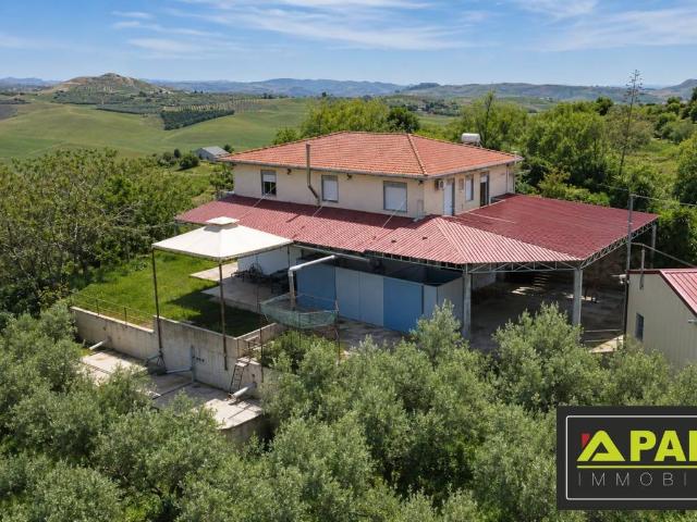 Villa in vendita a Caltanissetta CL