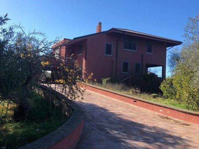 Villa in vendita a Caltanissetta CL