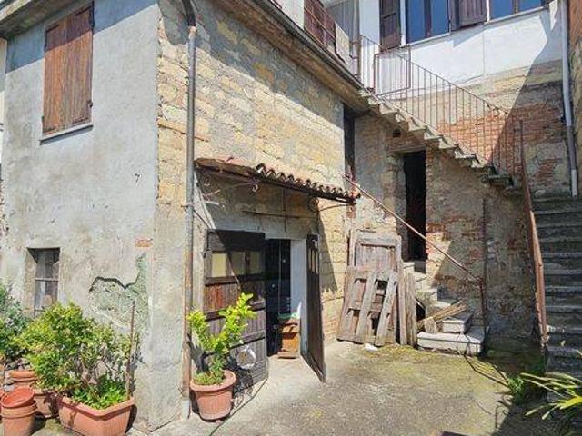 Villa in vendita a Camagna Monferrato AL