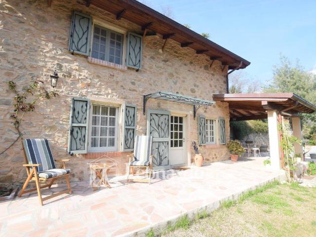 Villa in vendita a Camaiore