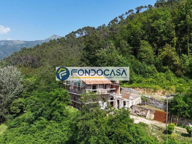 Villa in vendita a Camaiore