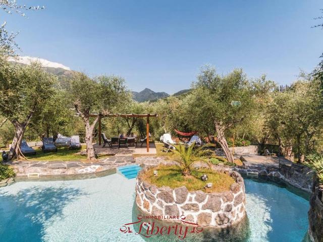 Villa in vendita a Camaiore