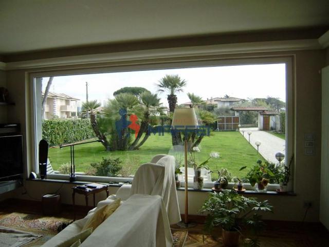 Villa in vendita a Camaiore
