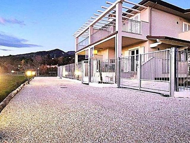 Villa in vendita a Camaiore