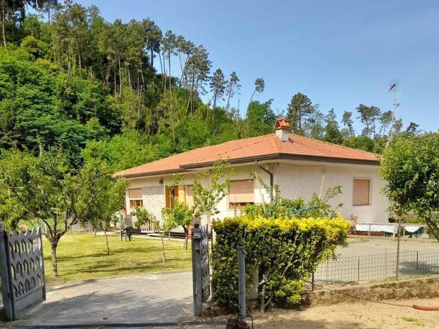 Villa in vendita a Camaiore