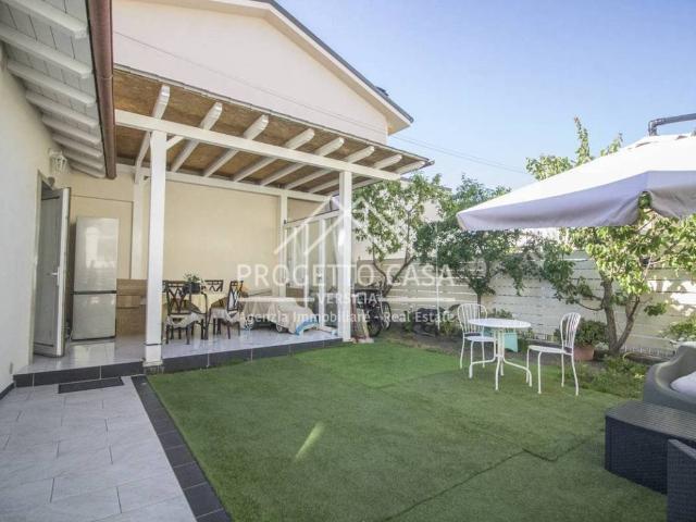 Villa in vendita a Camaiore LU