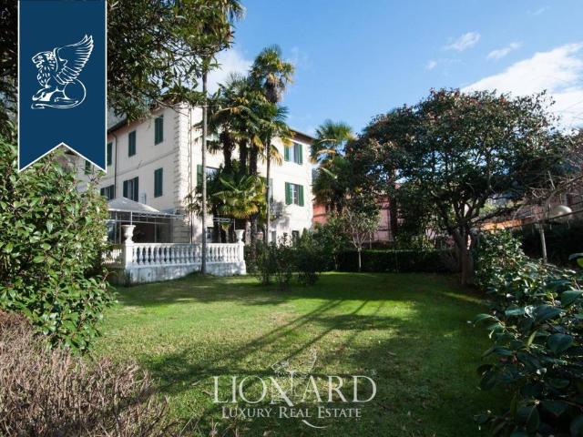 Villa in vendita a Camaiore LU