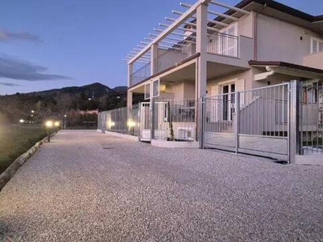 Villa in vendita a Camaiore LU