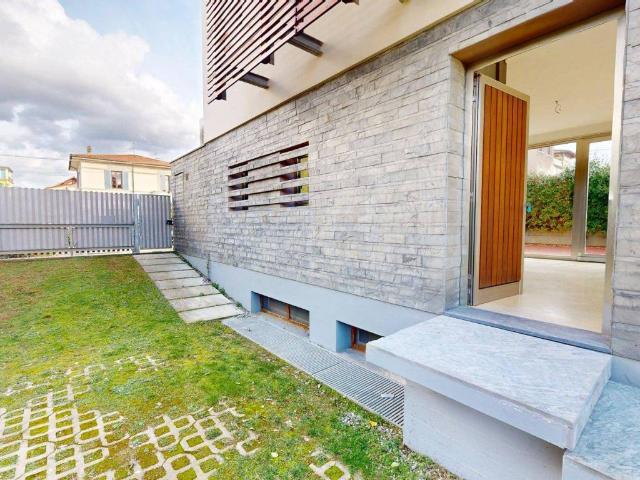 Villa in vendita a Camaiore LU