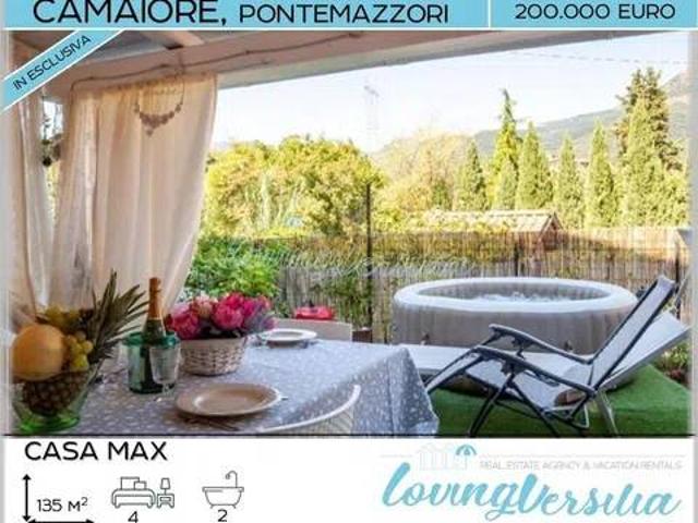 Villa in vendita a Camaiore LU