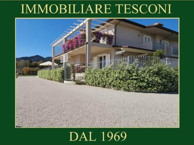Villa in vendita a Camaiore LU