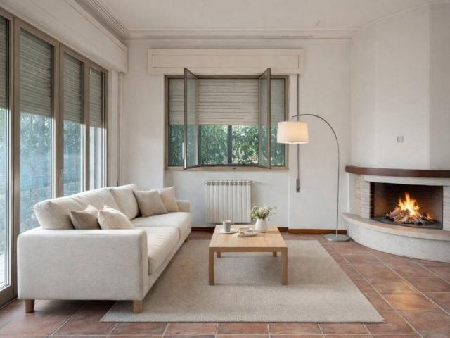 Villa in vendita a Camaiore LU