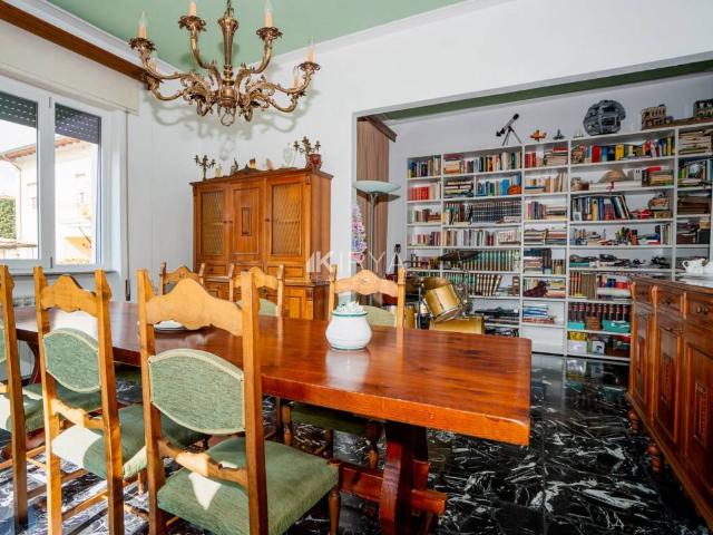 Casa indipendente in vendita a Camaiore LU