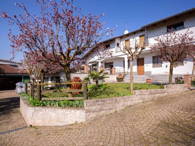Villa in vendita a Cambiano TO