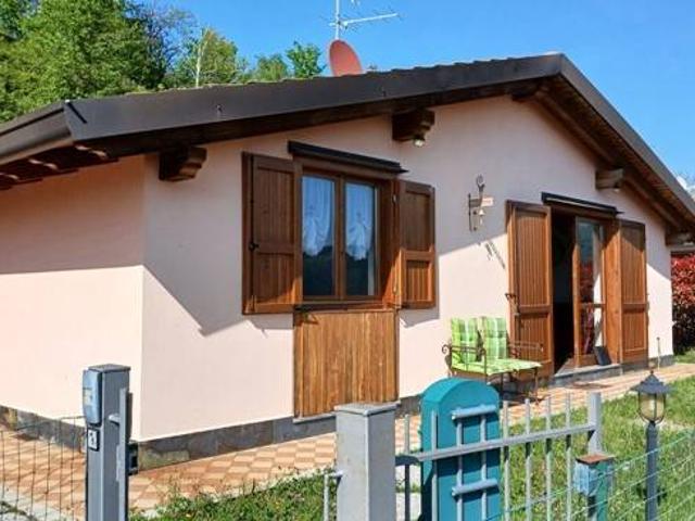Villa in vendita a Camerata Cornello BG