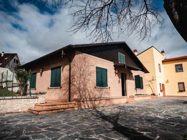 Villa in vendita a Campobasso CB