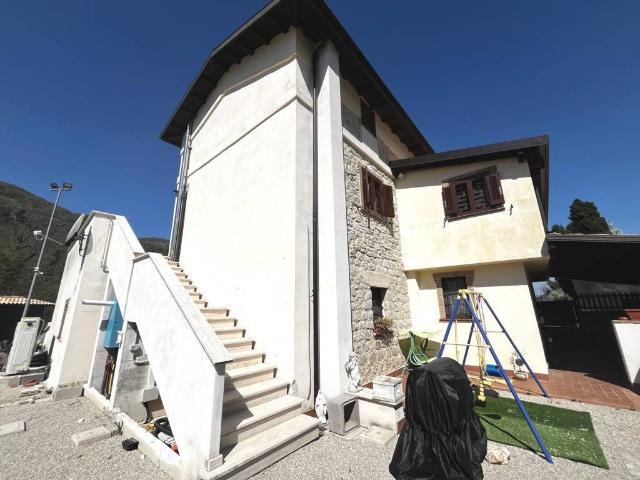 Villa in vendita a Campodimele LT