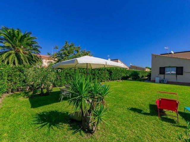 Villa in vendita a Campofelice di Roccella PA