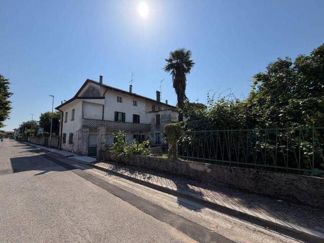 Villa in vendita a Campoformido UD