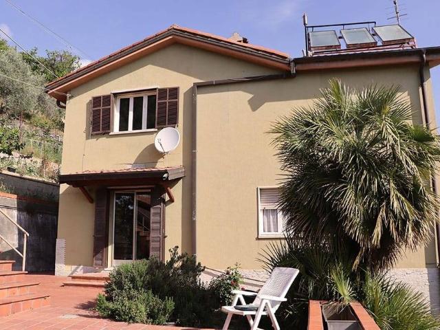 Villa in vendita a Camporosso IM