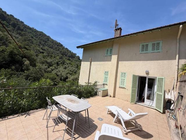 Villa in vendita a Camporosso IM